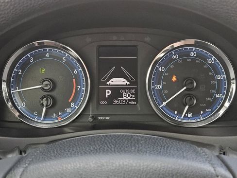 Used 2017 Toyota Corolla LE FWD image 21