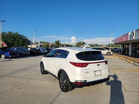 Used 2022 Kia Sportage LX FWD image 3