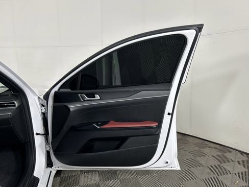 Used 2023 Kia K5 GT-Line image 41