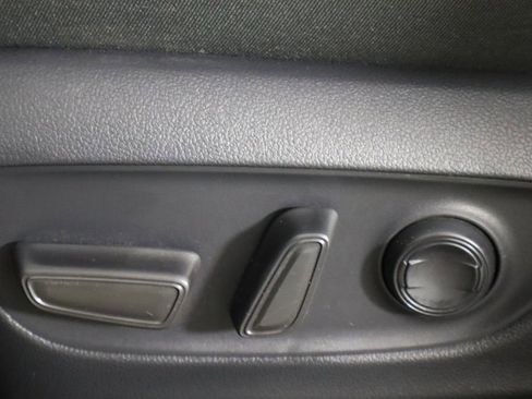 Used 2024 Toyota RAV4 XLE w/ Convenience Package image 23