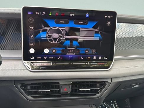 New 2026 Volkswagen Tiguan SE R-Line FWD image 20