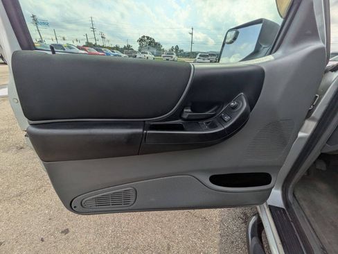 Used 2011 Ford Ranger XLT AWD/4WD image 18