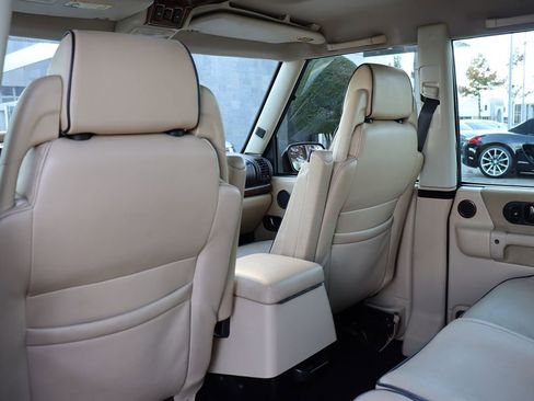 Used 2004 Land Rover Discovery SE image 29