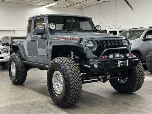 Used 2013 Jeep Wrangler Unlimited Rubicon AWD/4WD image 1