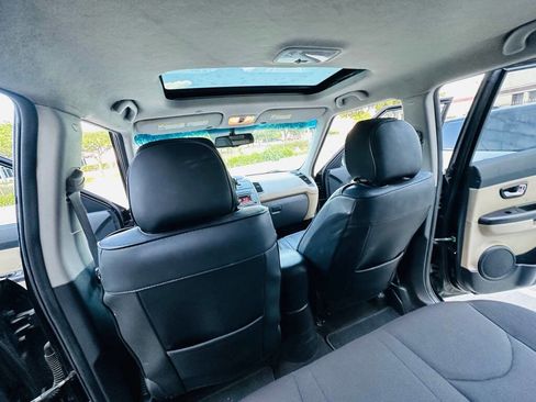 Used 2013 Kia Soul ! FWD image 18