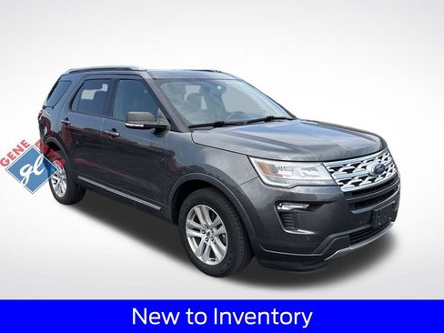 Used 2019 Ford Explorer XLT w/ Equipment Group 202A AWD/4WD image 1