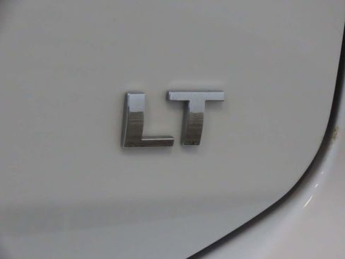 Used 2023 Chevrolet Equinox LT FWD image 6