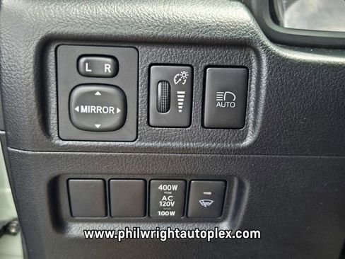 Used 2022 Toyota 4Runner TRD Sport AWD/4WD image 29