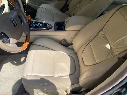 Used 2007 Jaguar XJ8 L image 3