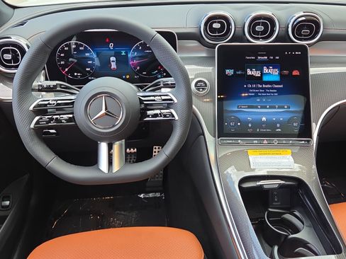 New 2026 Mercedes-Benz GLC 300 image 12
