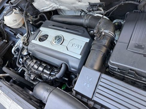 Used 2016 Volkswagen Tiguan S image 30