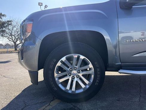 Used 2018 GMC Canyon SLT w/ Trailering Package image 40