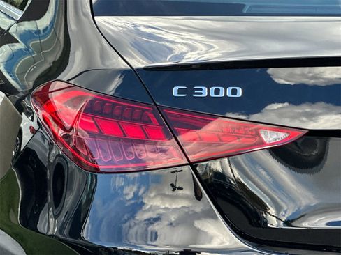 Certified 2025 Mercedes-Benz C 300 4MATIC Sedan image 33