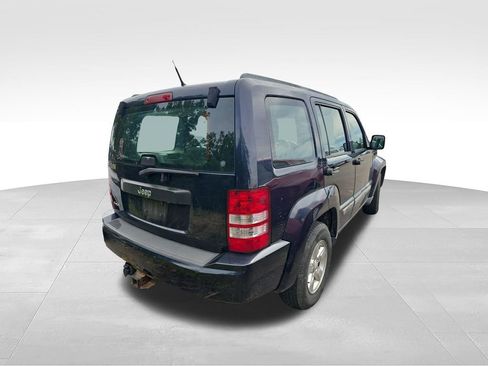 Used 2011 Jeep Liberty Sport w/ Trailer Tow Class III Group AWD/4WD image 5