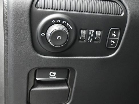 Used 2024 Jeep Grand Wagoneer L Series II w/ Quick Order Packagew 28T image 33