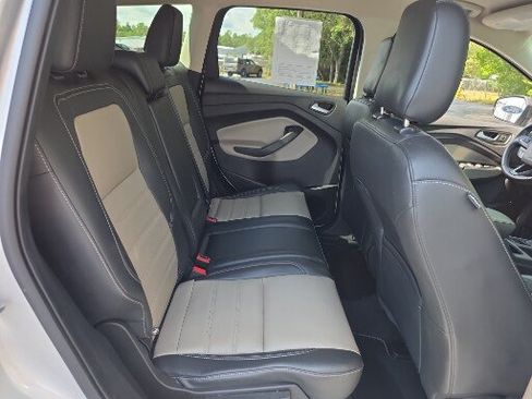 Certified 2019 Ford Escape SEL FWD image 16
