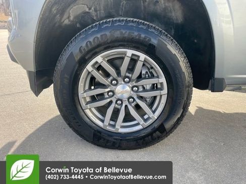 Used 2023 Chevrolet Colorado LT w/ LT Convenience Package II image 27
