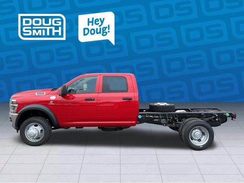 New 2026 RAM 5500 Tradesman w/ Chrome Appearance Group AWD/4WD image 3