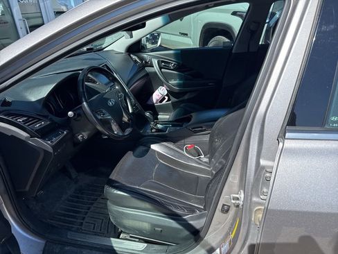 Used 2013 Hyundai Azera w/ Technology Pkg image 8