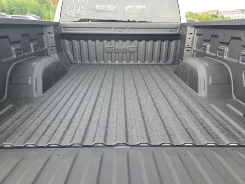 Used 2026 GMC Sierra 1500 SLE w/ LPO, GMC Protection Package image 42