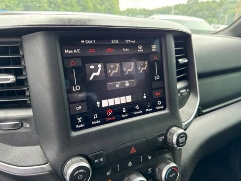 Used 2019 RAM 1500 Big Horn AWD/4WD image 9