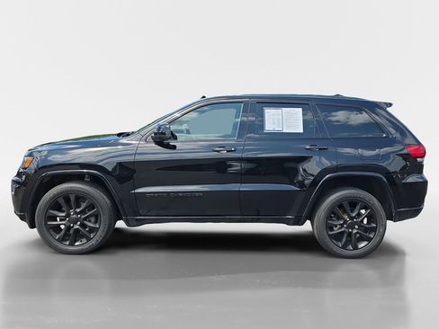 Used 2021 Jeep Grand Cherokee Laredo X AWD/4WD image 7