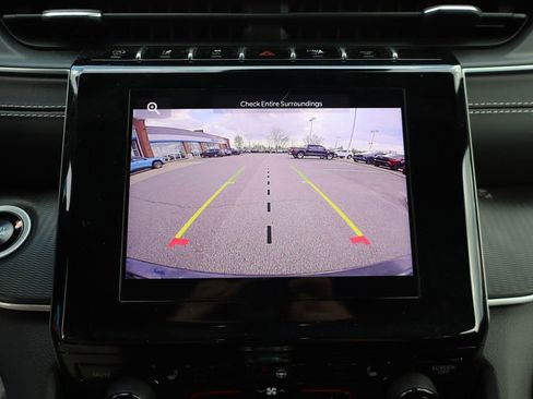 Used 2024 Jeep Grand Cherokee Laredo w/ Luxury Tech Group I AWD/4WD image 20