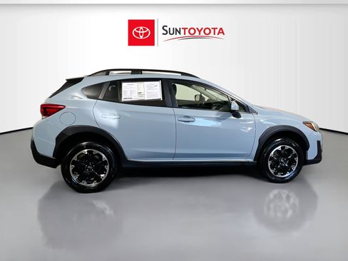 Used 2021 Subaru Crosstrek 2.0i Premium image 2