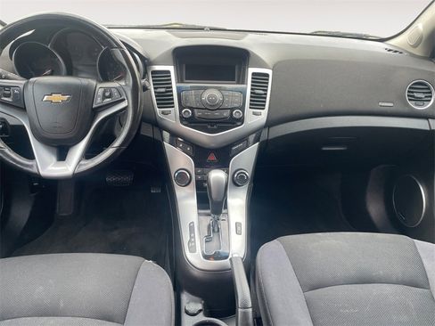 Used 2014 Chevrolet Cruze LT w/ All-Star Edition image 11