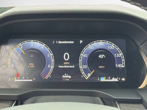 New 2025 Jeep Grand Cherokee L Limited w/ Black Appearance Package image 13