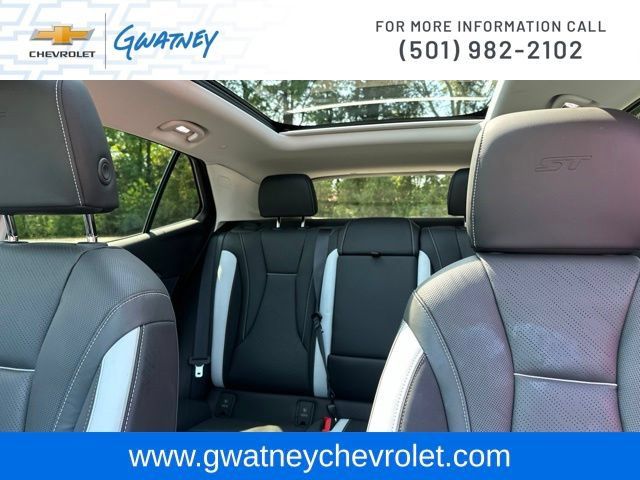 Used 2025 Buick Envision Sport Touring AWD/4WD image 27
