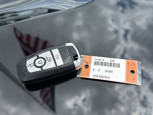 Used 2026 Ford Explorer Active RWD image 37