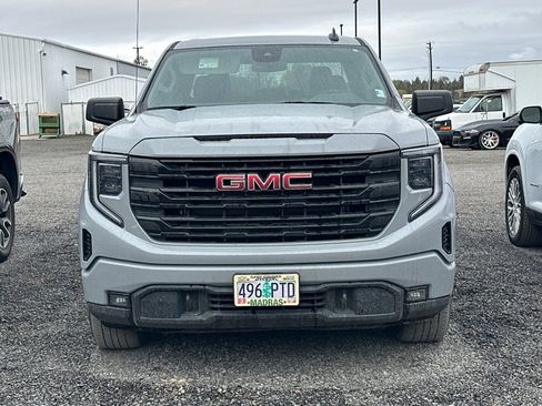 Used 2024 GMC Sierra 1500 Elevation image 2