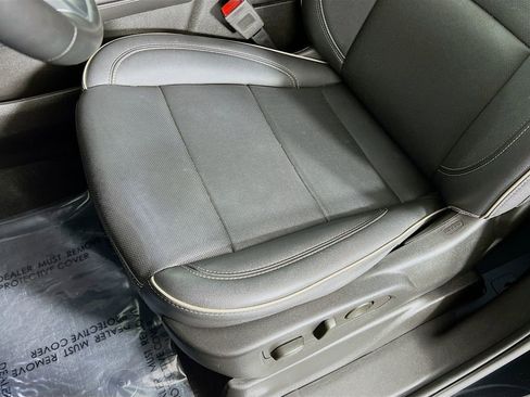 Used 2023 Chevrolet Tahoe Premier w/ Premium Package 2 image 19