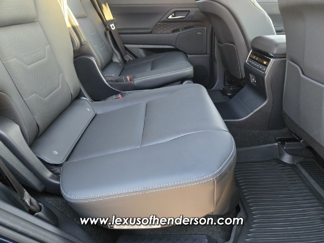 Certified 2026 Lexus GX 550 w/ Accessory Package (2T) AWD/4WD image 17