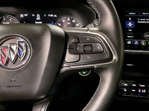 Used 2023 Buick Envision Essence image 19