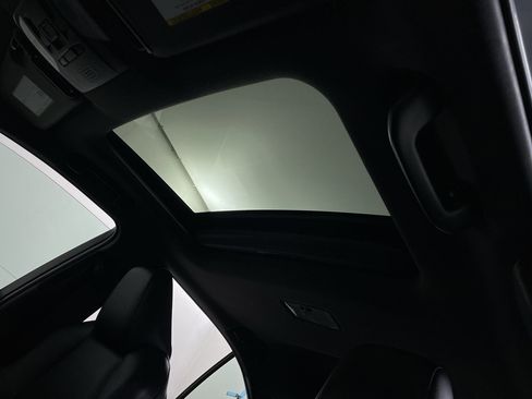 Used 2020 Toyota Corolla XSE image 20