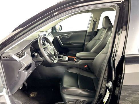 Used 2024 Toyota RAV4 Adventure image 11