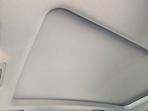 Used 2022 Chevrolet Equinox Premier image 20