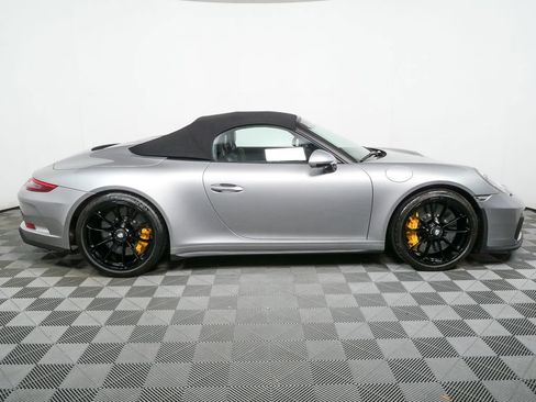 Certified 2019 Porsche 911 Speedster image 30
