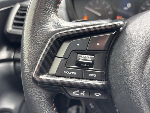 Used 2018 Subaru Crosstrek 2.0i Premium image 14