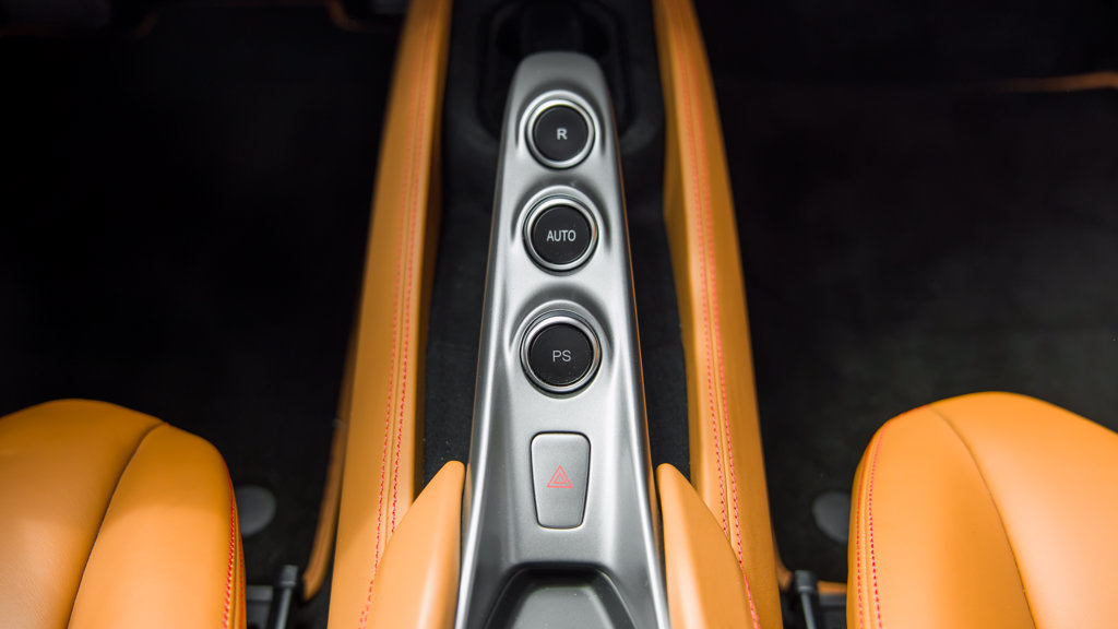 Certified 2021 Ferrari F8 Tributo RWD image 25