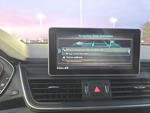 Used 2018 Audi Q5 2.0T Premium Plus w/ Premium Plus Package image 21