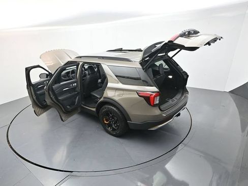 New 2026 Ford Explorer Tremor w/ Tremor Ultimate Package AWD/4WD image 57