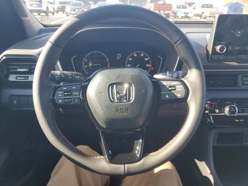 New 2025 Honda Pilot Sport image 29