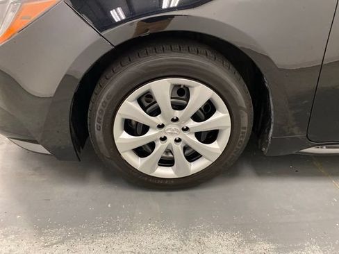 Used 2023 Toyota Corolla LE FWD image 25
