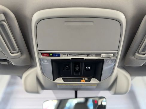 Used 2021 Subaru Forester Limited image 40