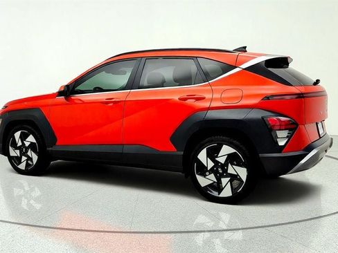 Used 2024 Hyundai Kona Limited FWD image 7