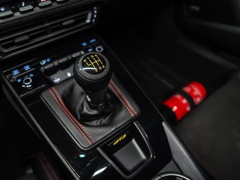 Certified 2022 Porsche 911 GT3 RWD image 28