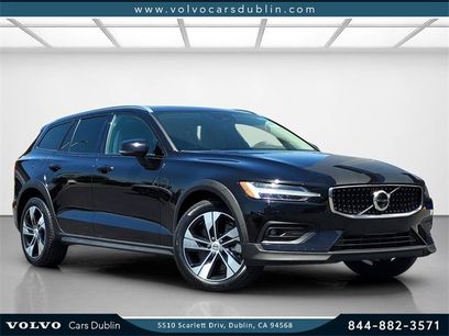 Certified 2024 Volvo V60 B5 Cross Country Plus